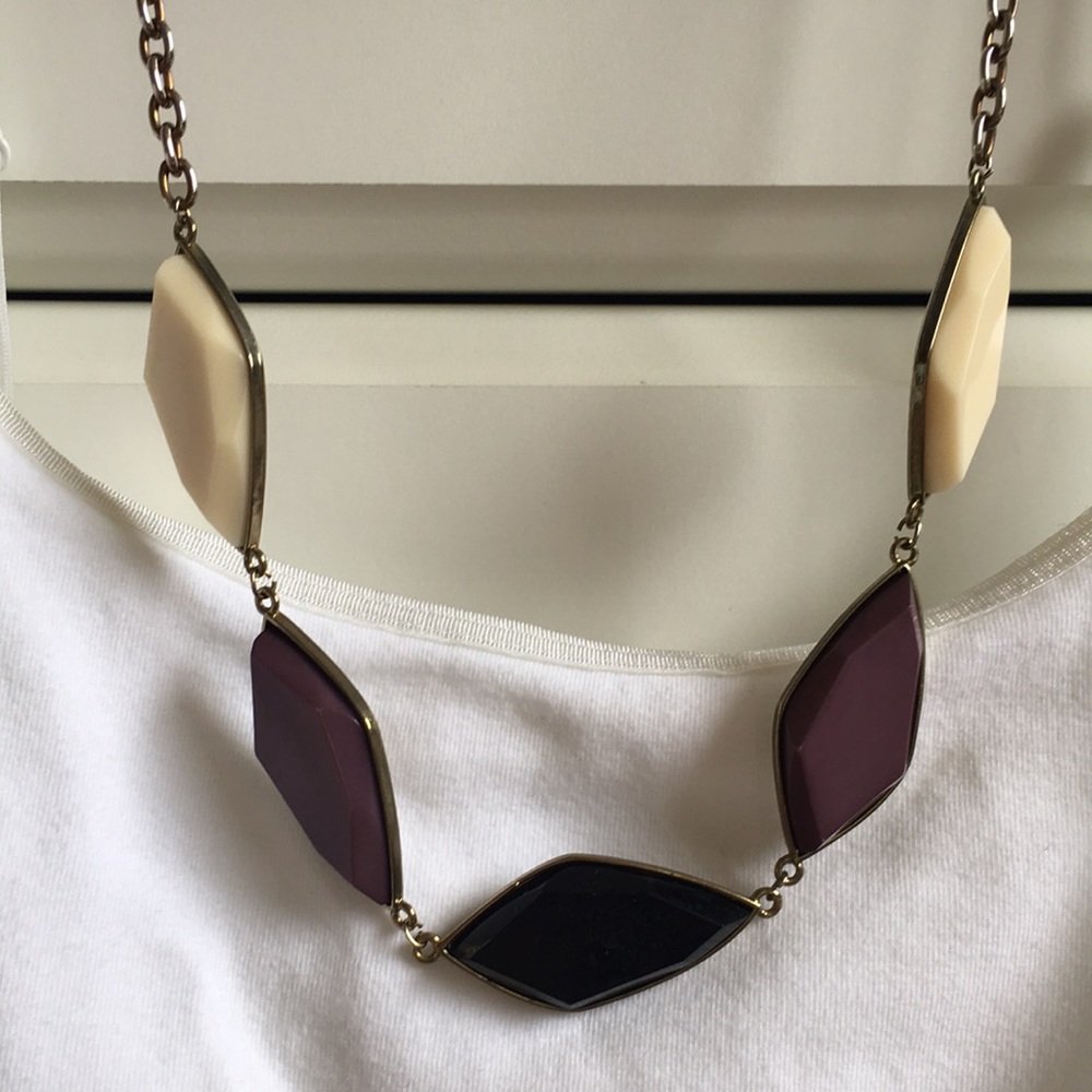 NECKLACE - Picture 2 of 4